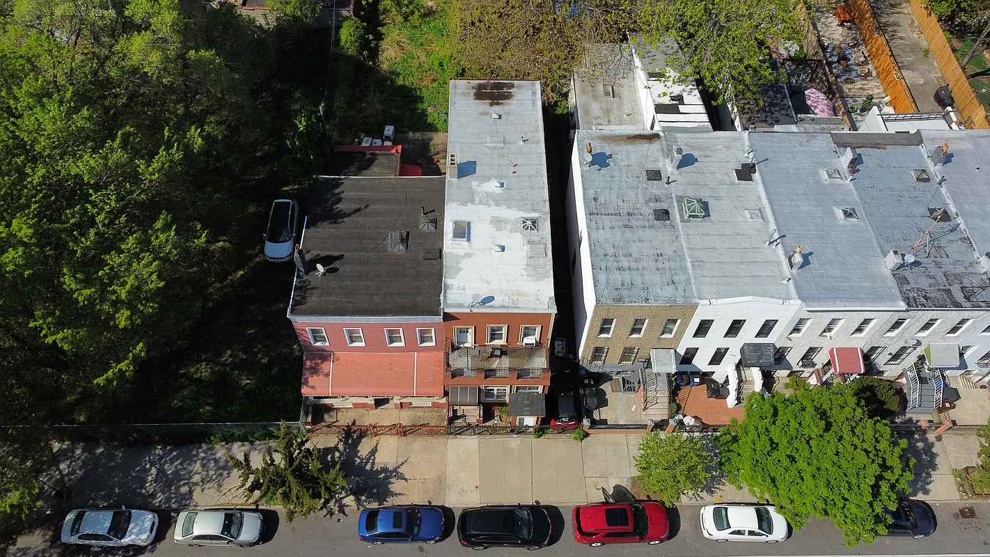 1325 Saint Mark's Ave  