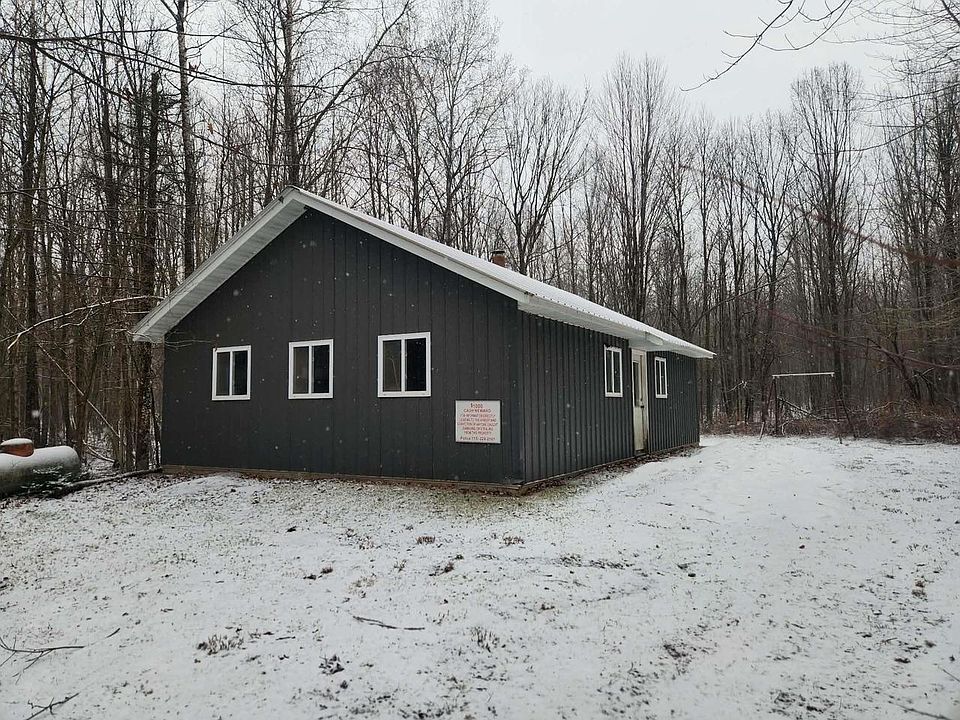 1st image of W5010 HICKORY ROAD