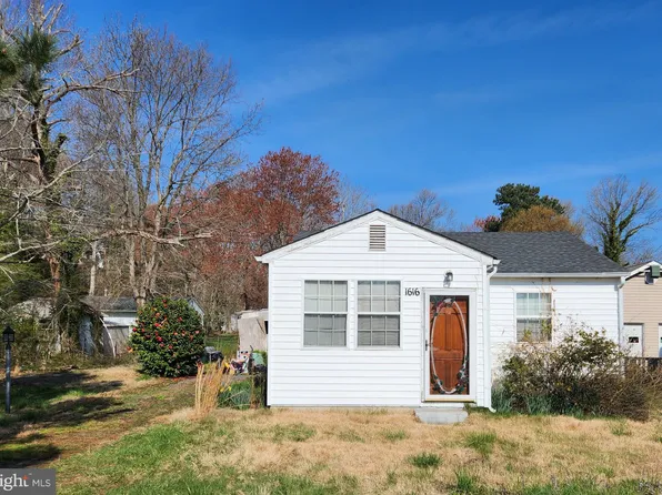 1616 Beech Rd, Saint Leonard, MD 20685