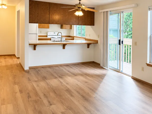 3410 Rockefeller Ave, Everett, WA 98201