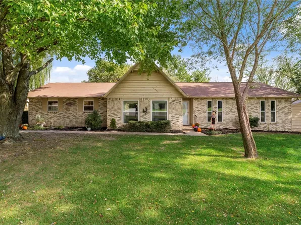 3423 Roma Dr, Springdale, AR 72762