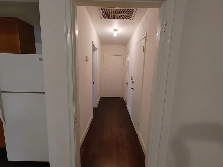 813 Apperson Dr — Photo 5
