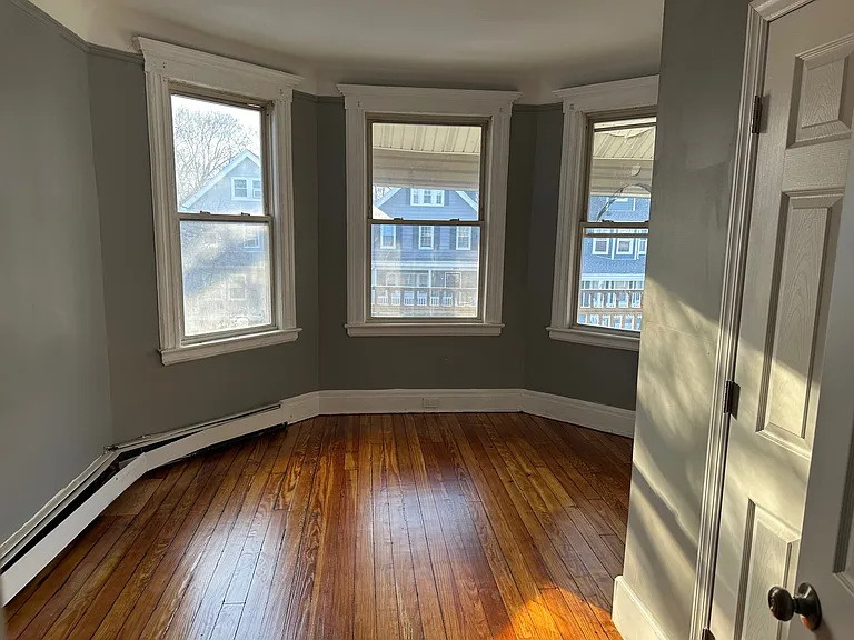 250 Halsted St #2 — Photo 5