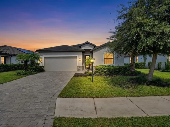 17307 Blue Ridge Pl, Bradenton, FL 34211