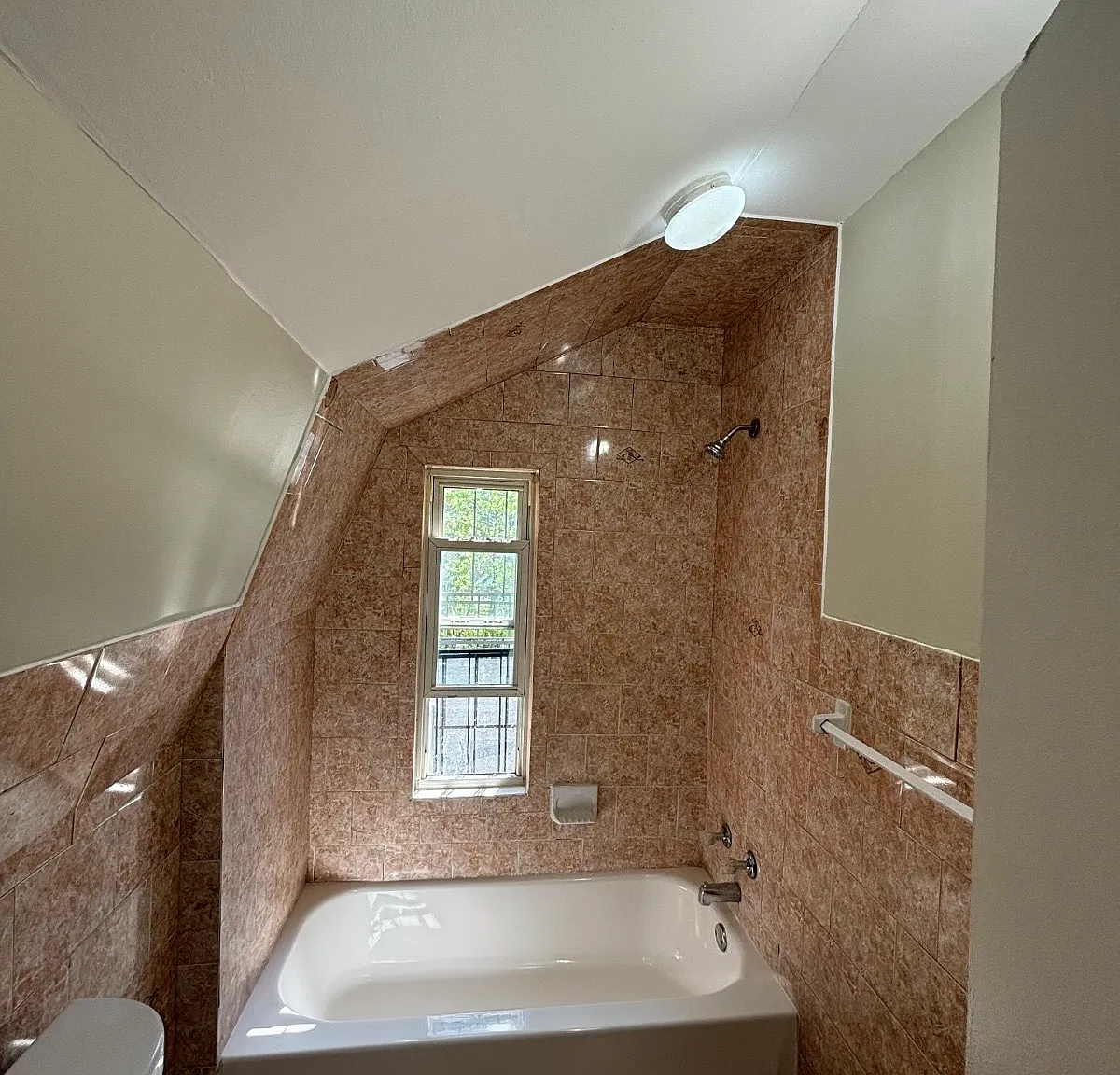 1 bed, $1,650 — Photo 4