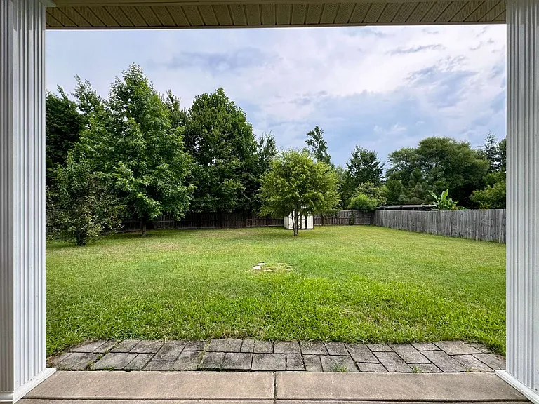 267 Boswell St — Photo 29