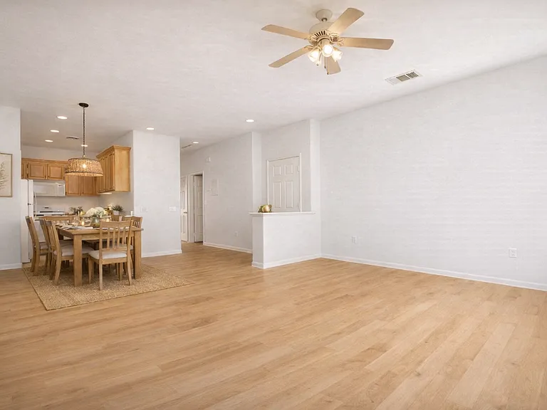 Virtual staged - Open floor plan