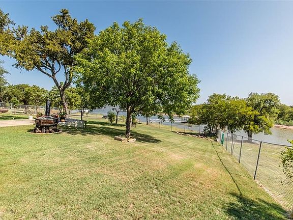 5th image of 103 Breding Dr