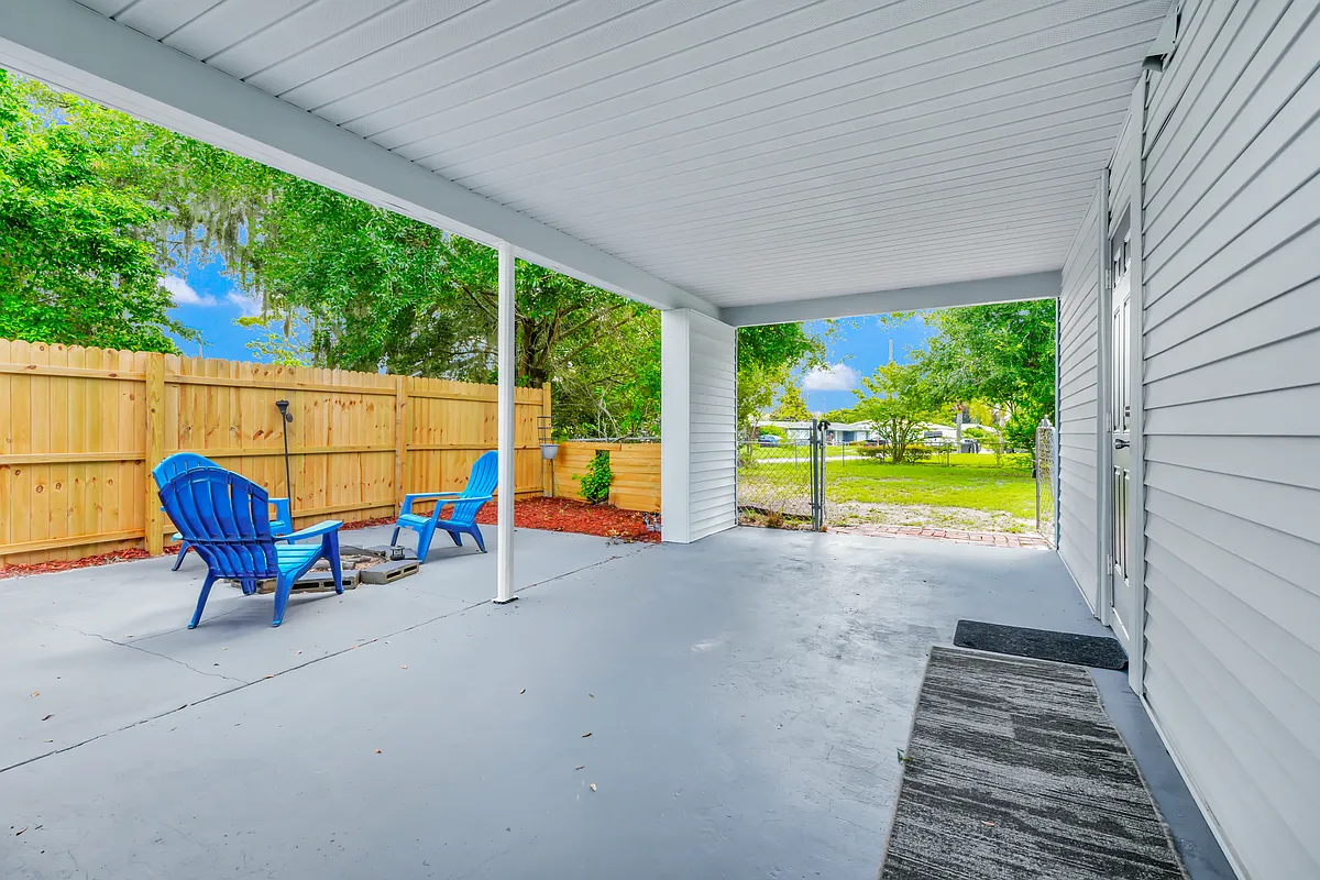 Building Photo - 511 S Alder Ave #1