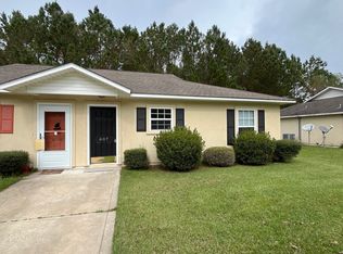 607 E Lawnwood Ave, Kingsland, GA 31548
