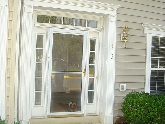 2nd image of 113 Cameron Parke Pl