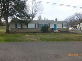 1210 W Walnut Grove Rd, Knoxville, TN 37918