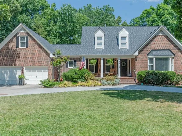 3316 Marlborough Rd, Burlington, NC 27215