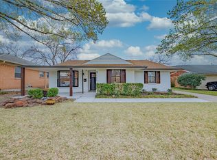 10655 Larchfield Ln, Dallas, TX 75238