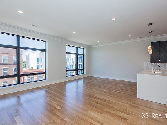 5th image of 1857 W Chicago Ave #2