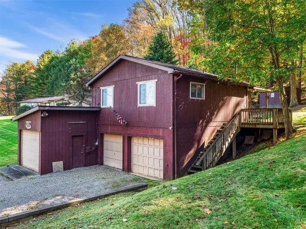 176 Watson Rd, Apollo, PA 15613