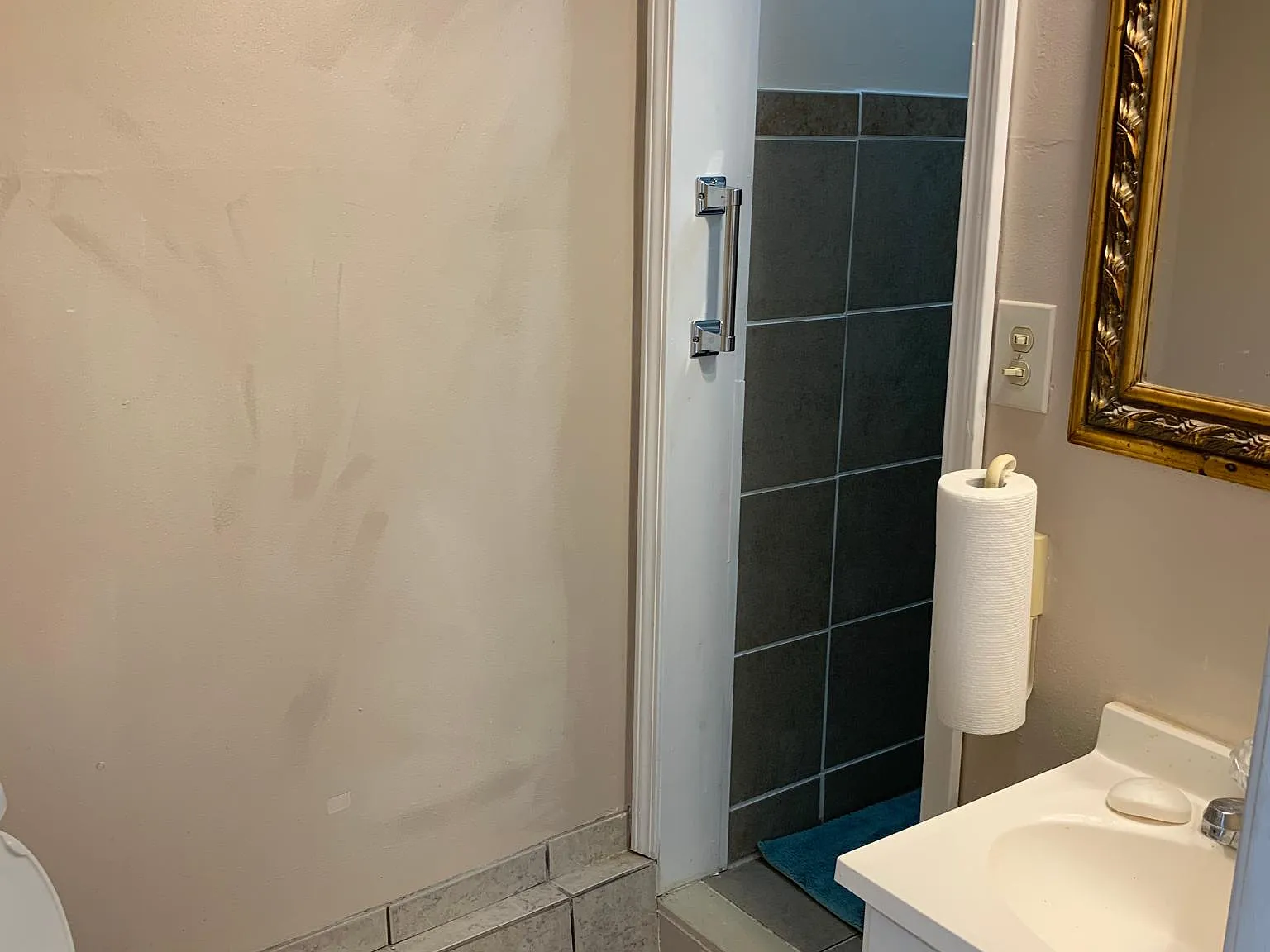 5310 Venus St — Photo 4