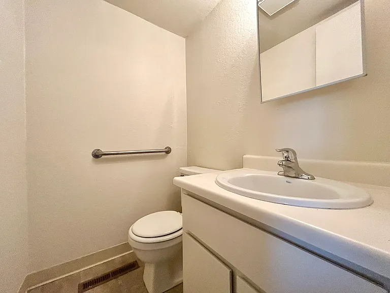 1476 Hussman Ave #A — Photo 6