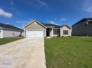 1128 Turpentine Trl, Hinesville, GA 31313