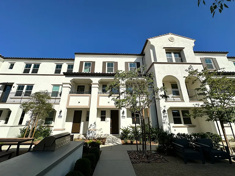 249 Averett Ct — Photo 7