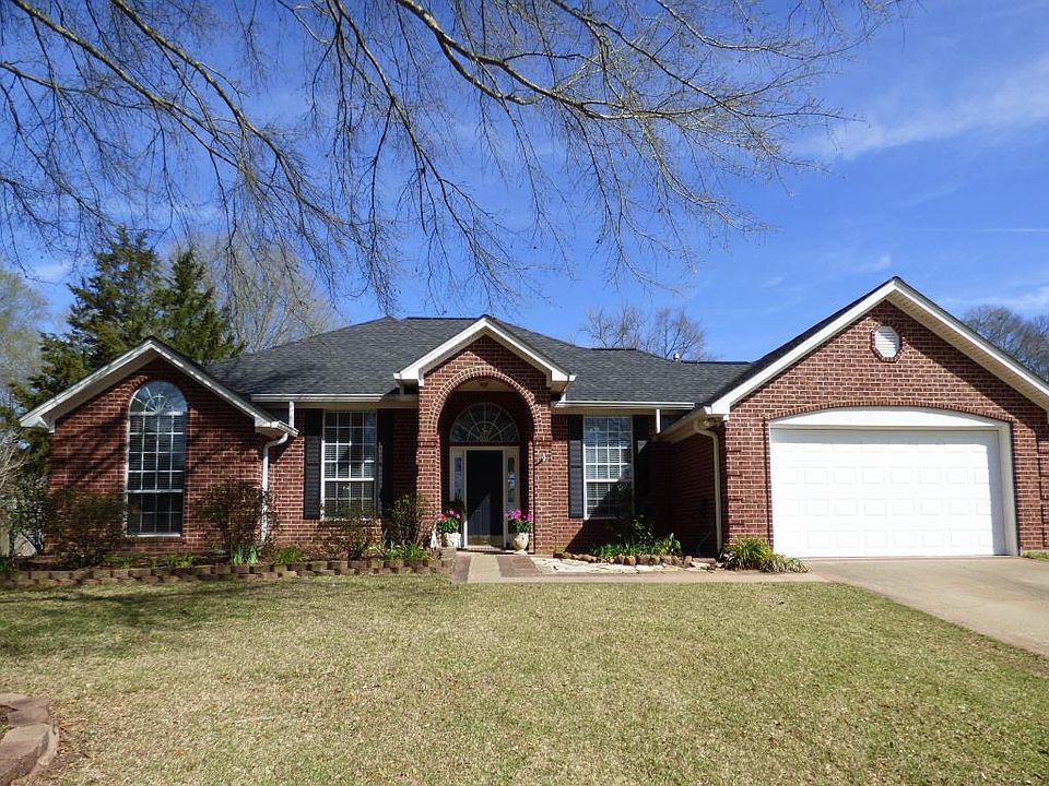 1st image of 709 Oakview Dr