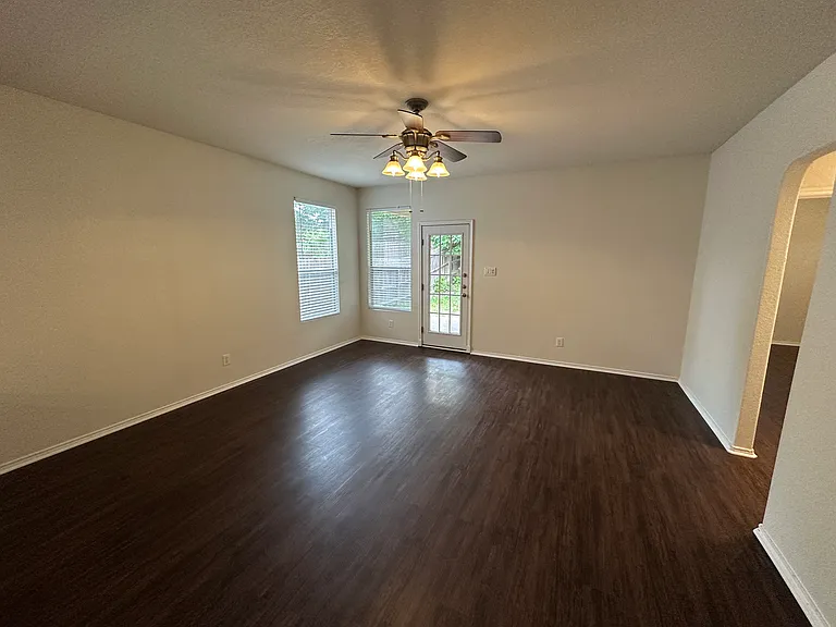 25718 Presidio Aly — Photo 8