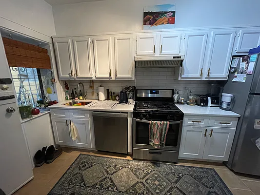 Rented by Sterling Realty Solution Inc | media 17