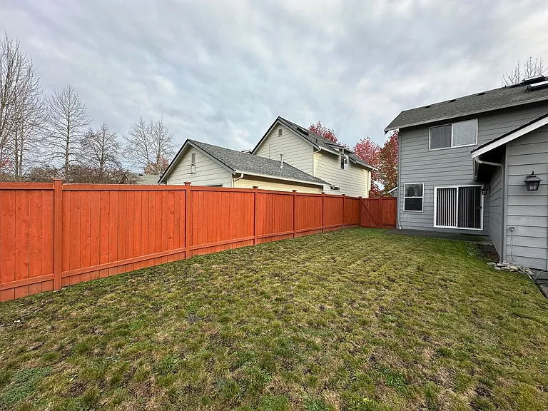 2061 Palisade Blvd — Photo 15