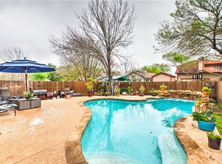 1221 Garden Path Dr, Round Rock, TX 78664