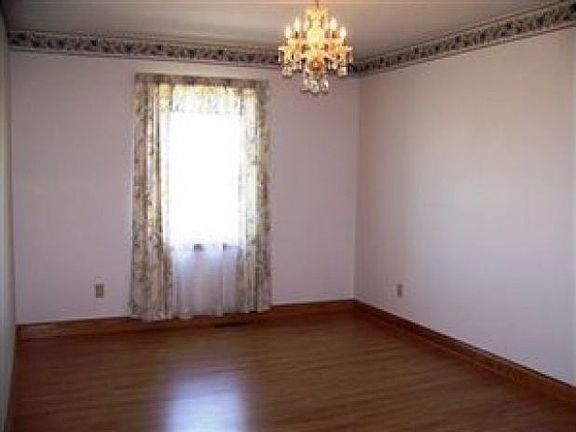 5th image of 6440 Pilgrim Dr
