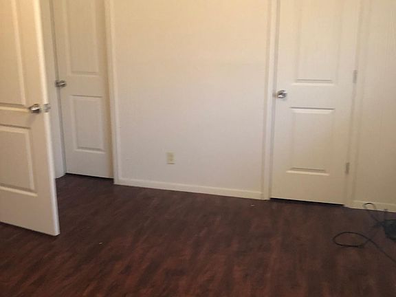 2nd image of 323 Fouts Ave