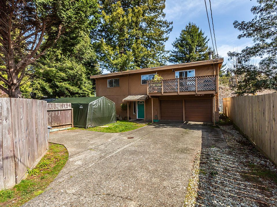 1st image of 3319 Dolbeer St