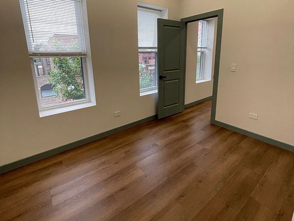 2nd image of 1001 W 31st St #2