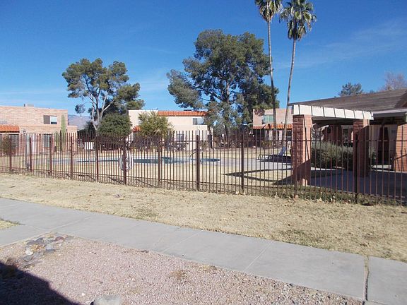 2nd image of 6509 E Calle La Paz