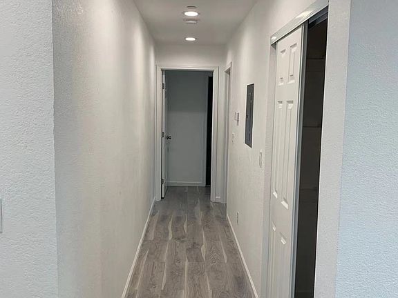 2nd image of 316B Juanita Ave