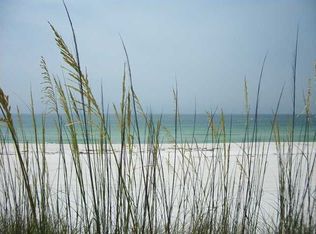 12 Calle Hermosa, Pensacola Beach, FL 32561
