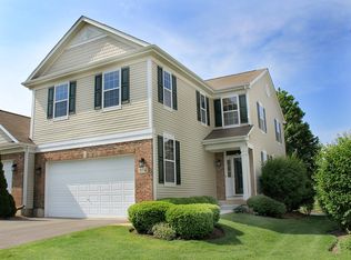 574 Cannon Dr, Geneva, IL 60134