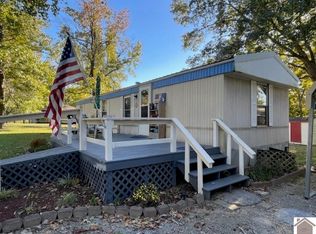 247 Horseshoe Dr, Cadiz, KY 42211