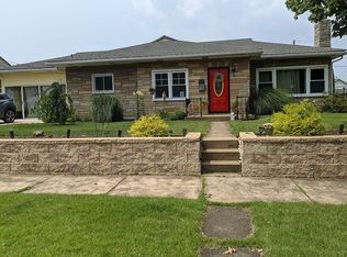 95 E 12th St, Bloomsburg, PA 17815