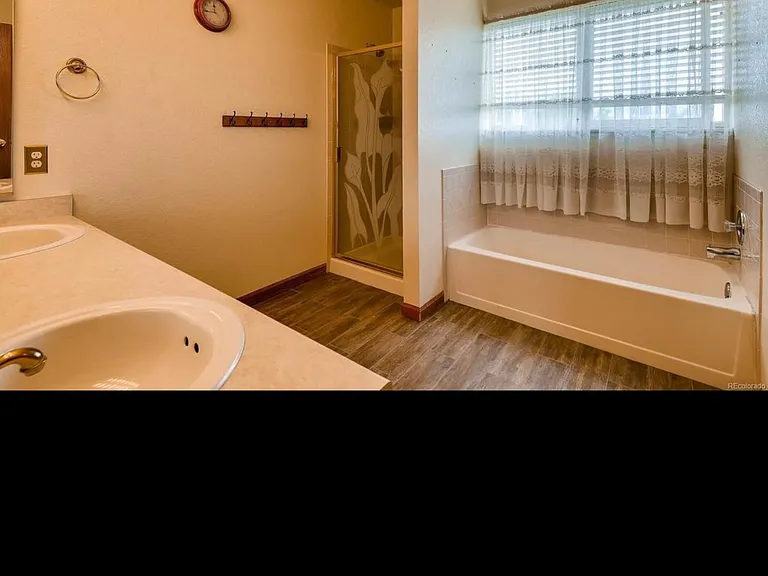 835 Eagle Bend Dr — Photo 11