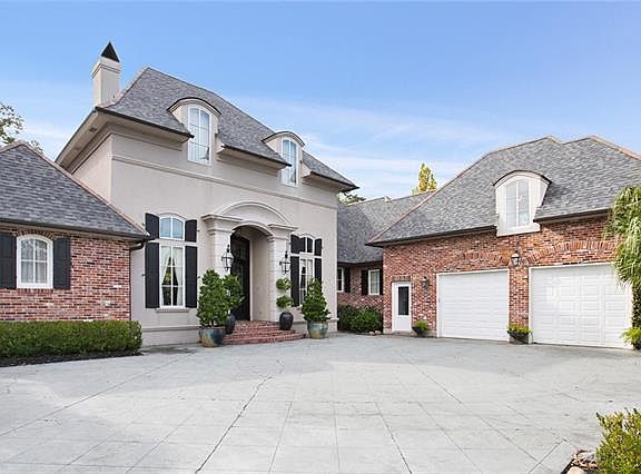 2nd image of 32 Muirfield Dr