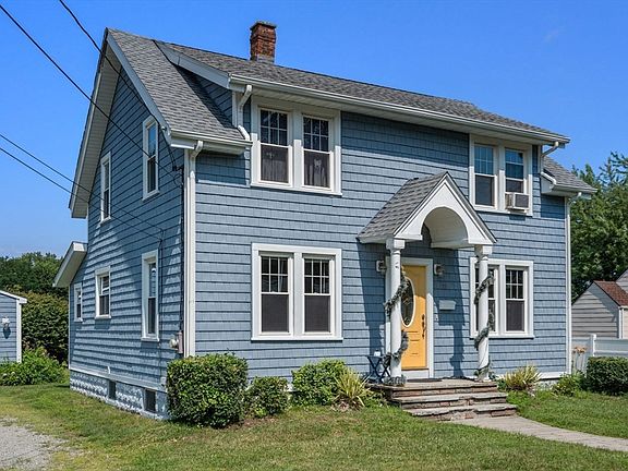 3rd image of 32 Wilmont St