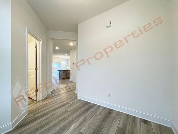 3rd image of 3201 Ginger Hill Ln