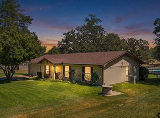 100 Heights Park Dr, Longview, TX 75601