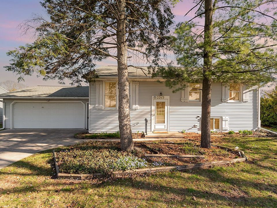 1st image of 3279 Birchbrook Dr