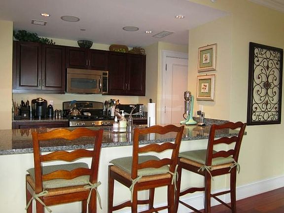 5th image of 219-29 S 18th St #808