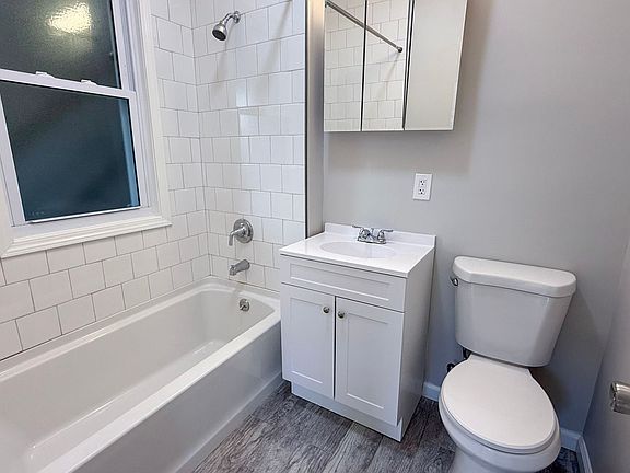 4th image of 351-357 Franklin Ave #2S