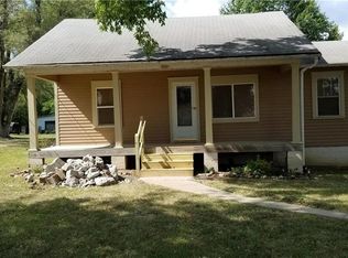 4201 Cook Rd, Saint Joseph, MO 64505