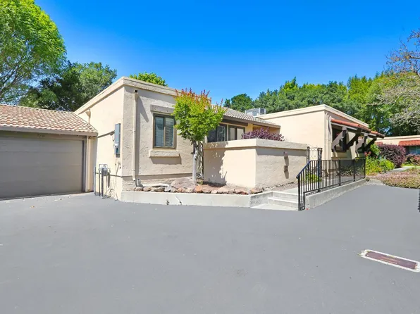 110 La Mancha Way, Sonoma, CA 95476