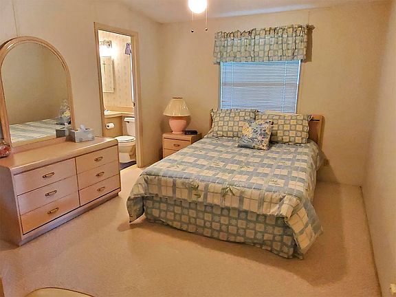 5th image of 19715 Charleston Cir #92